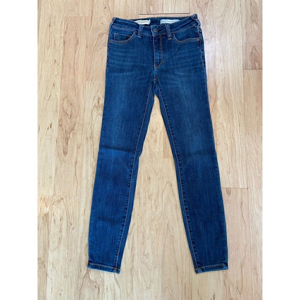 Pilcro and the Letterpress Anthropologie dark wash high rise denim legging jeans
